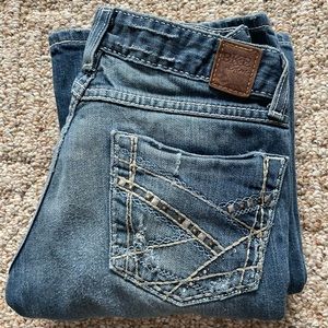 BKE Stella Boot Cut Distressed Jeans Size 25 x 31.5